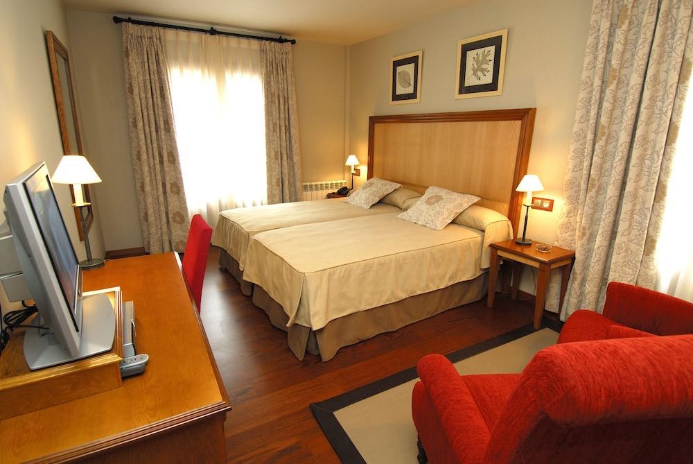 Hotel Diamo Кастехон-де-Сос Экстерьер фото